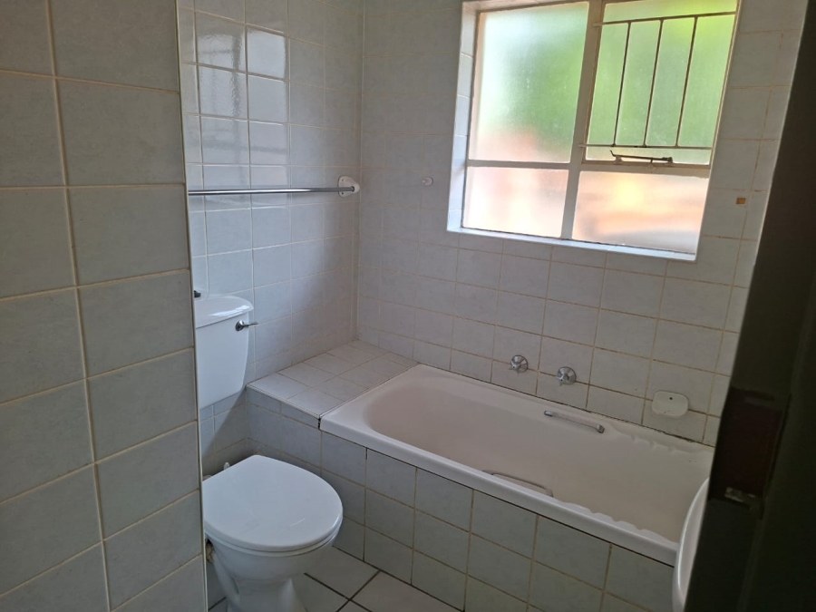 3 Bedroom Property for Sale in Geelhoutpark North West
